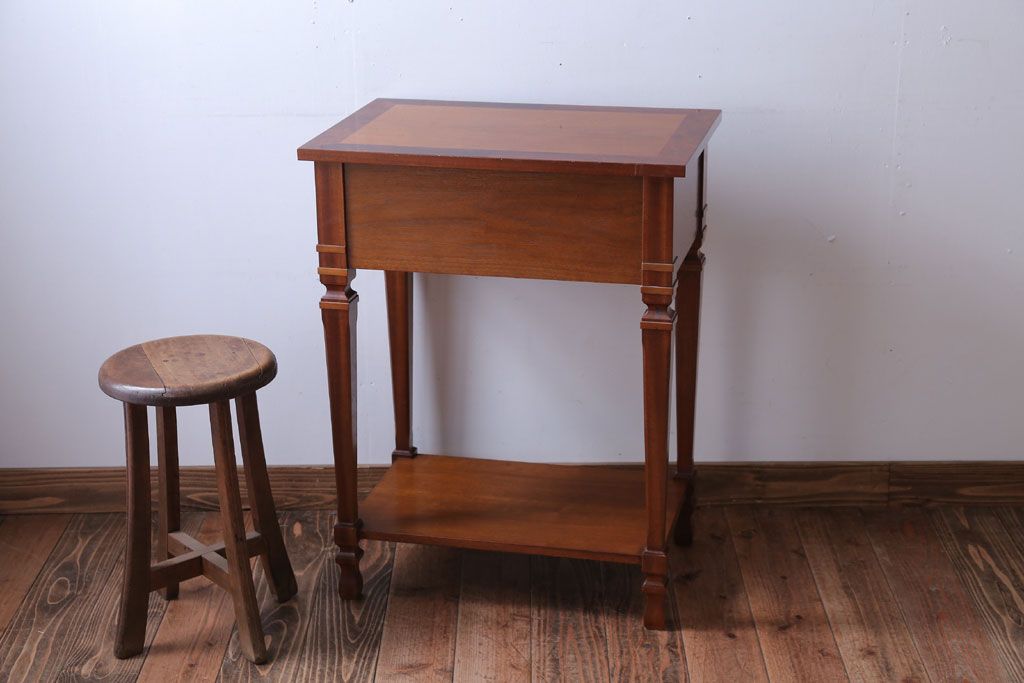 ドレクセルヘリテイジJAPAN　FRANCESCA(フランチェスカ)　594-600　電話台(定価約22万円)