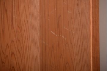 アンティーク　ナチュラルな古い木味のシンプルな板戸2枚セット