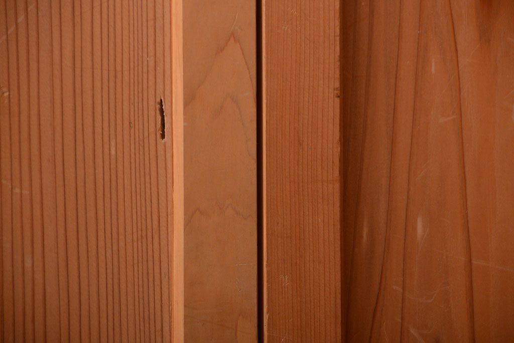 アンティーク　ナチュラルな古い木味のシンプルな板戸2枚セット