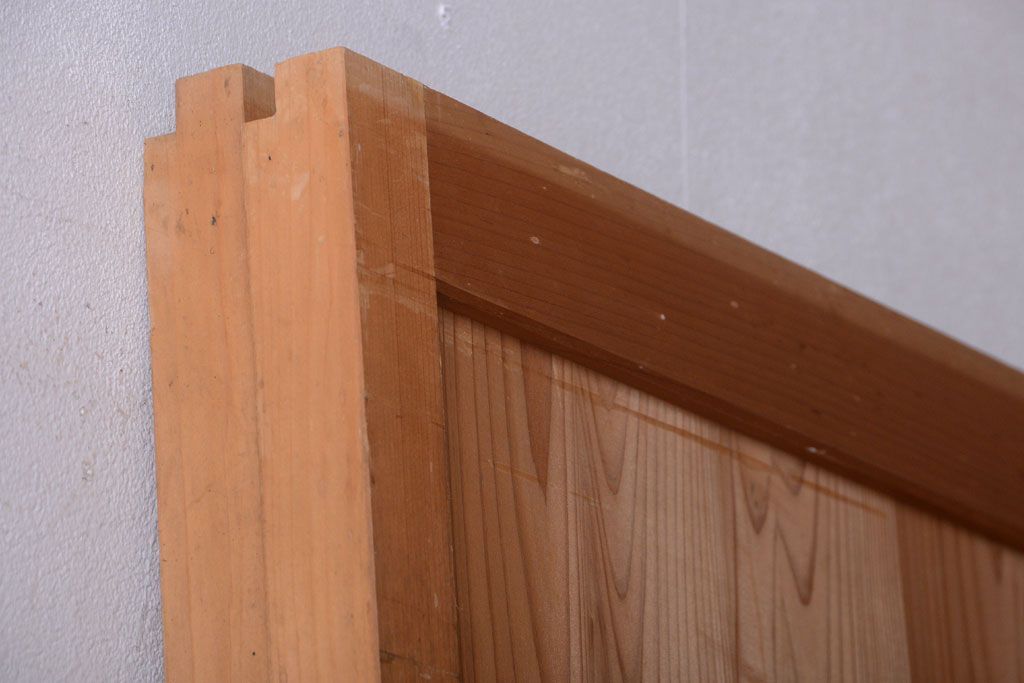 アンティーク　ナチュラルな古い木味のシンプルな板戸2枚セット