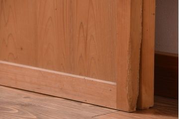 アンティーク　ナチュラルな古い木味のシンプルな板戸2枚セット