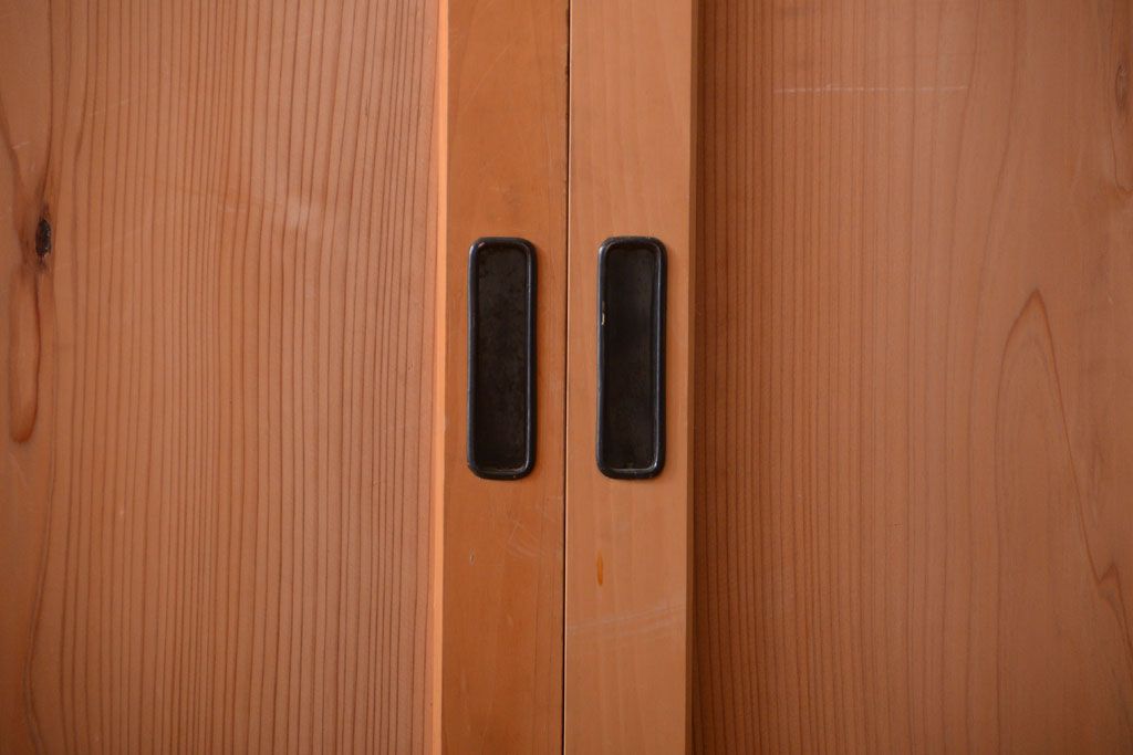 アンティーク　ナチュラルな古い木味のシンプルな板戸3枚セット