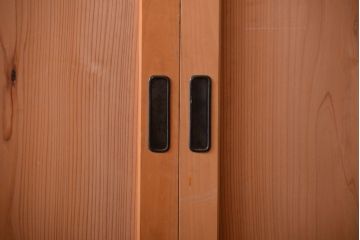 アンティーク　ナチュラルな古い木味のシンプルな板戸3枚セット