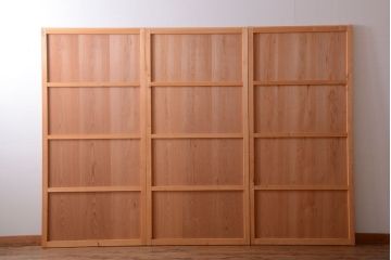 アンティーク　ナチュラルな古い木味のシンプルな板戸3枚セット