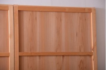 アンティーク　ナチュラルな古い木味のシンプルな板戸3枚セット