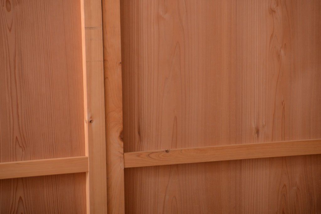 アンティーク　ナチュラルな古い木味のシンプルな板戸3枚セット