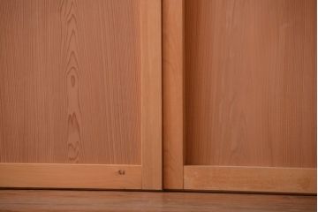 アンティーク　ナチュラルな古い木味のシンプルな板戸3枚セット