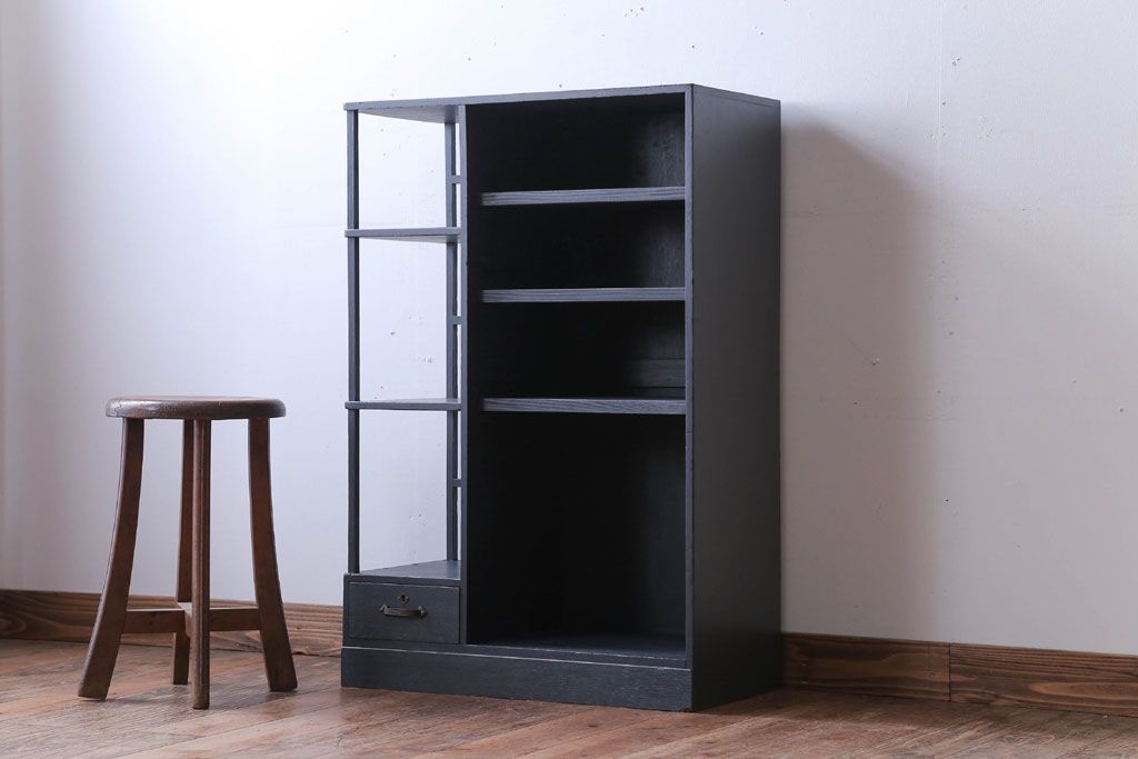 アンティーク家具　アンティーク　シックでおしゃれなペイント収納棚