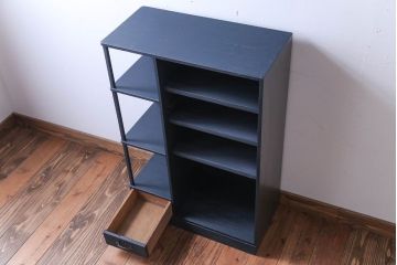 アンティーク家具　アンティーク　シックでおしゃれなペイント収納棚