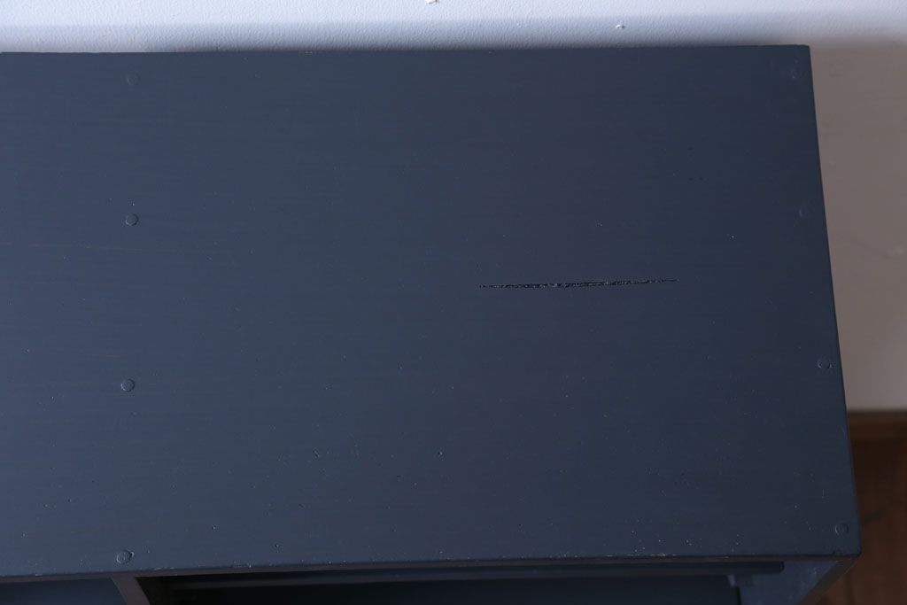 アンティーク家具　アンティーク　シックでおしゃれなペイント収納棚