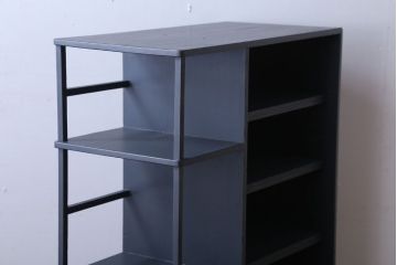 アンティーク家具　アンティーク　シックでおしゃれなペイント収納棚