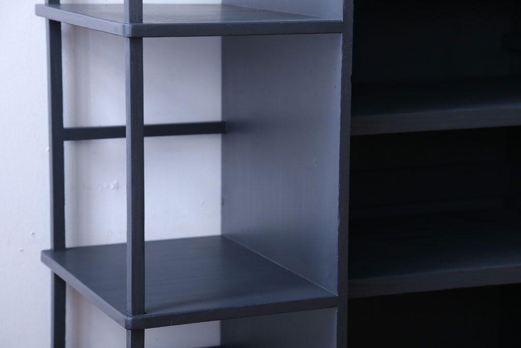 アンティーク家具　アンティーク　シックでおしゃれなペイント収納棚