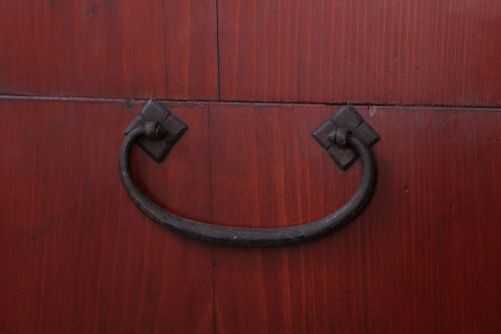 アンティーク家具　古民具・骨董　前面欅材!五丁引きの漆が綺麗な高級重ね衣装箪笥