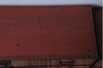 アンティーク家具　古民具・骨董　前面欅材!五丁引きの漆が綺麗な高級重ね衣装箪笥