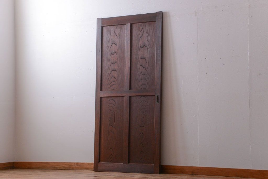 古民具・骨董　重厚な太い框の高級アンティーク板戸