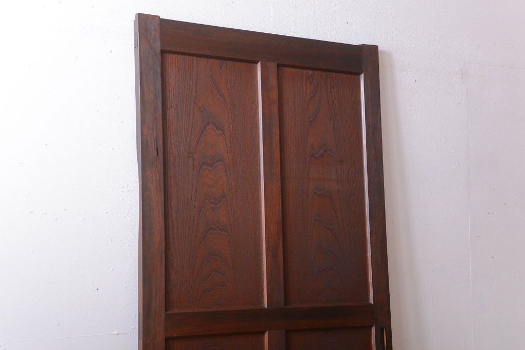 古民具・骨董　重厚な太い框の高級アンティーク板戸