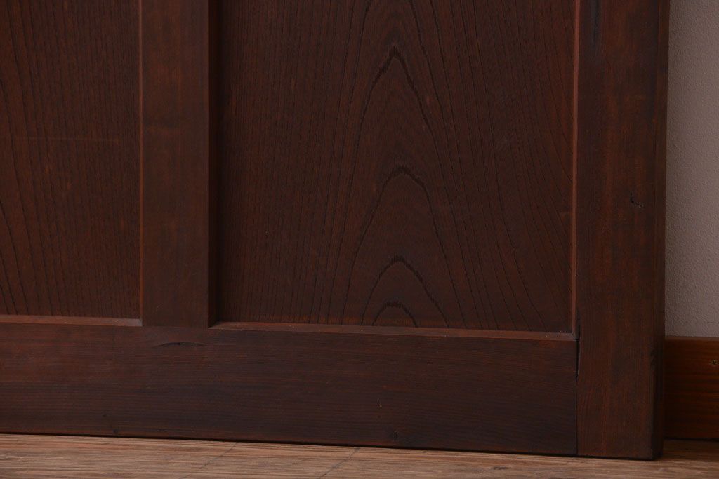 古民具・骨董　重厚な太い框の高級アンティーク板戸