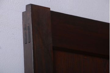 古民具・骨董　重厚な太い框の高級アンティーク板戸