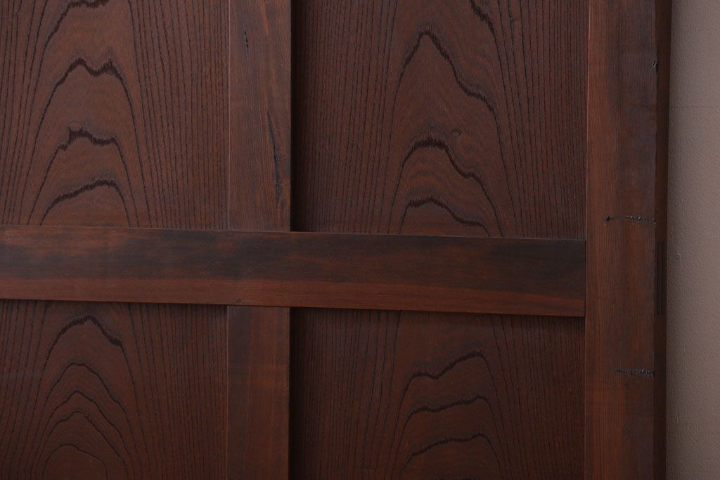 古民具・骨董　重厚な太い框の高級アンティーク板戸