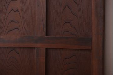 古民具・骨董　重厚な太い框の高級アンティーク板戸