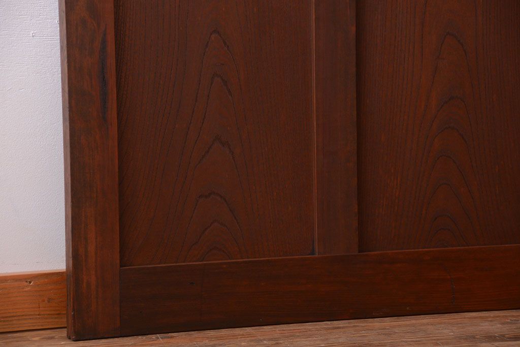 古民具・骨董　重厚な太い框の高級アンティーク板戸