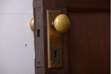 アンティーク　総檜材!上品な古い木のドア