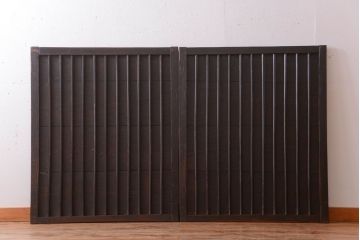 古民具・骨董　縦桟が味わい深いアンティーク格子板戸(窓)(1)