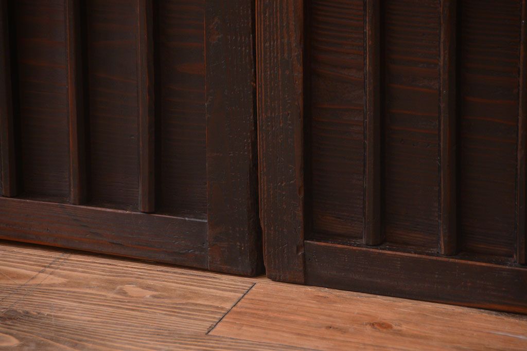 古民具・骨董　縦桟が味わい深いアンティーク格子板戸(窓)(1)