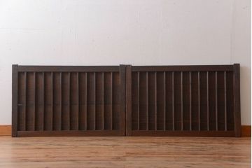 古民具・骨董　縦桟が味わい深いアンティーク格子板戸(窓)(2)