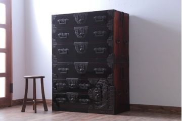 アンティーク家具　古民具・骨董　六丁引きの上手物!総桐材の重ね庄内箪笥(桐箪笥、桐たんす)