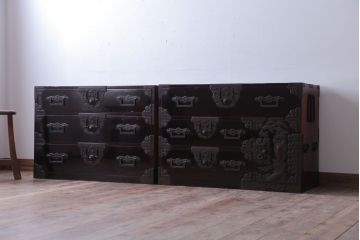 アンティーク家具　古民具・骨董　六丁引きの上手物!総桐材の重ね庄内箪笥(桐箪笥、桐たんす)