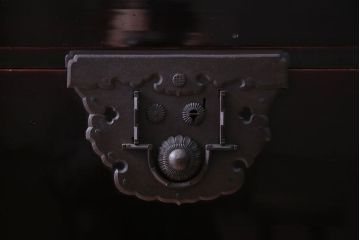 アンティーク家具　古民具・骨董　六丁引きの上手物!総桐材の重ね庄内箪笥(桐箪笥、桐たんす)