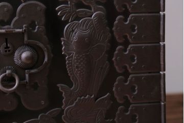 アンティーク家具　古民具・骨董　六丁引きの上手物!総桐材の重ね庄内箪笥(桐箪笥、桐たんす)