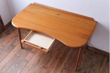 中古　キツツキマーク　飛騨産業　SG-390WP　デスク　C4色(定価約16万円)