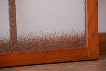 アンティーク　古い木のダイヤガラス入り欄間(明り取り)