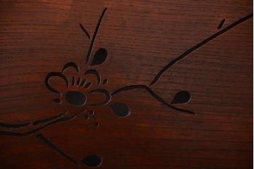 古民具・骨董　最高級品!漆が美しい欅一枚板の欄間(1)