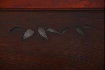 古民具・骨董　最高級品!漆が美しい欅一枚板の欄間(2)