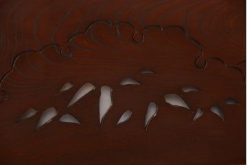 古民具・骨董　最高級品!漆が美しい欅一枚板の欄間(2)