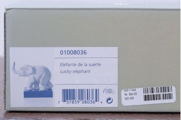 アンティーク雑貨　美品・リヤドロ(LLADRO)象の置物(幸運のゾウ/ラッキーエレファント)・箱付き