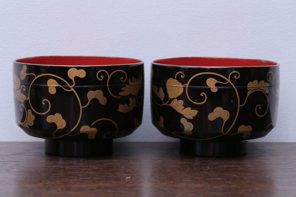 アンティーク雑貨　アンティーク　古い蒔絵の木製蓋付き椀4客
