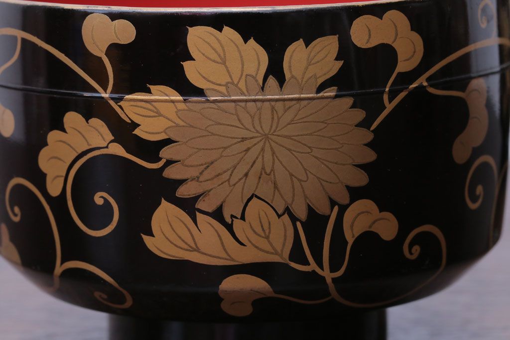 アンティーク雑貨　アンティーク　古い蒔絵の木製蓋付き椀4客