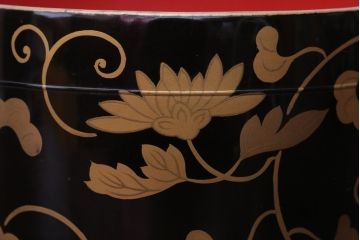 アンティーク雑貨　アンティーク　古い蒔絵の木製蓋付き椀4客