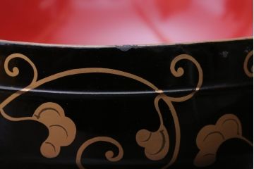 アンティーク雑貨　アンティーク　古い蒔絵の木製蓋付き椀4客