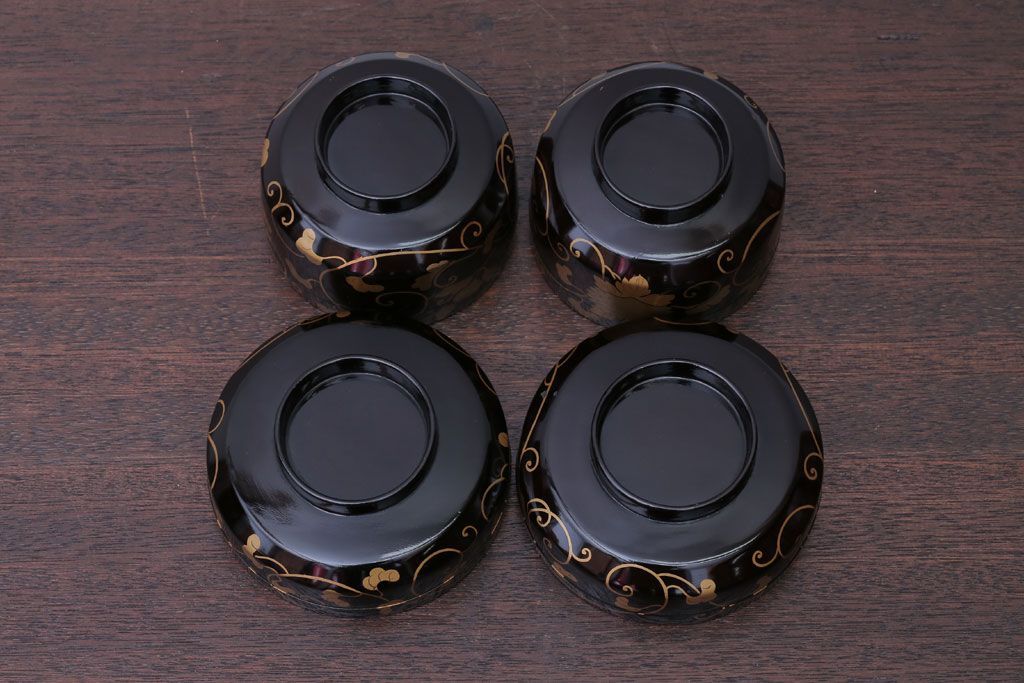 アンティーク雑貨　アンティーク　古い蒔絵の木製蓋付き椀4客