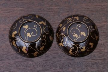 アンティーク雑貨　アンティーク　古い蒔絵の木製椀3客