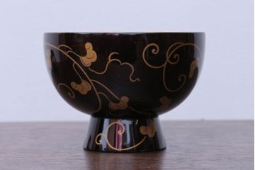 アンティーク雑貨　アンティーク　古い蒔絵の木製椀3客