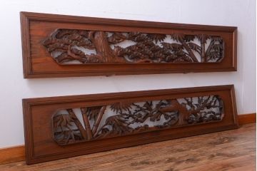 和製アンティーク　立体感のある彫刻が美しい松竹梅の高級欄間2枚セット