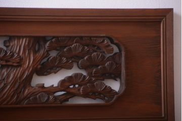 和製アンティーク　立体感のある彫刻が美しい松竹梅の高級欄間2枚セット