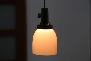 アンティーク　シンプルでおしゃれな吊り下げ天井照明