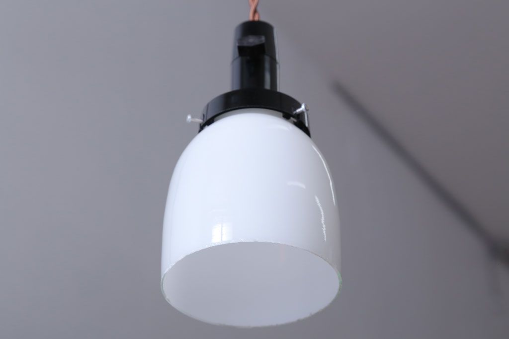 アンティーク　シンプルでおしゃれな吊り下げ天井照明